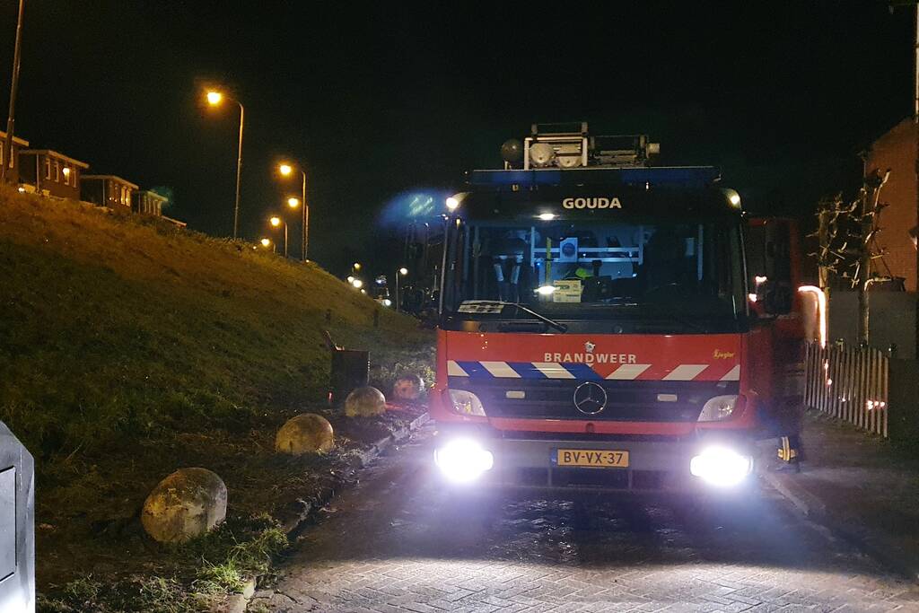Brandweer blust vuurton