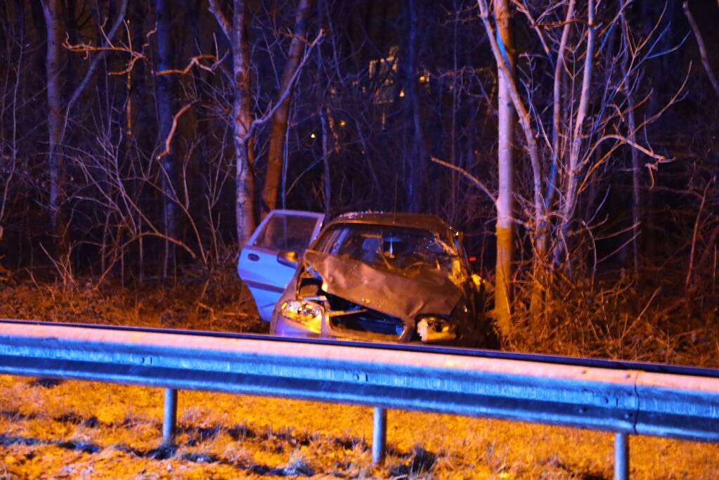 Persoon zwaargewond bij zwaar ongeluk