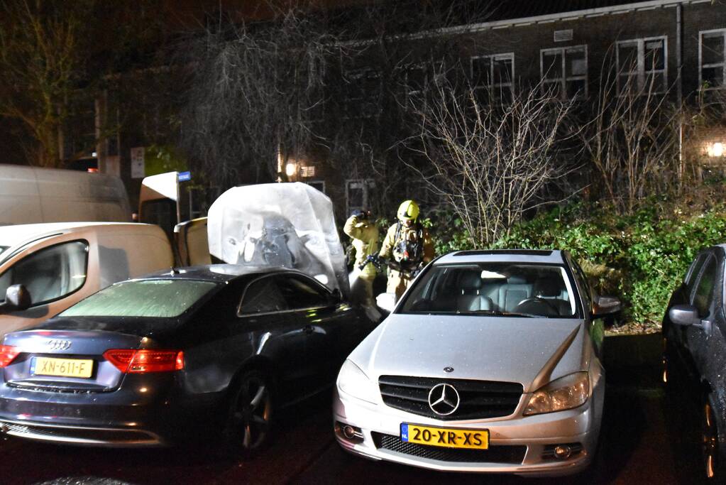 Auto verwoest door brand