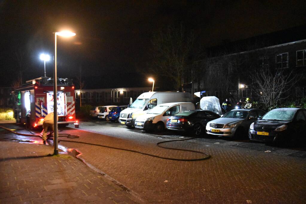 Auto verwoest door brand