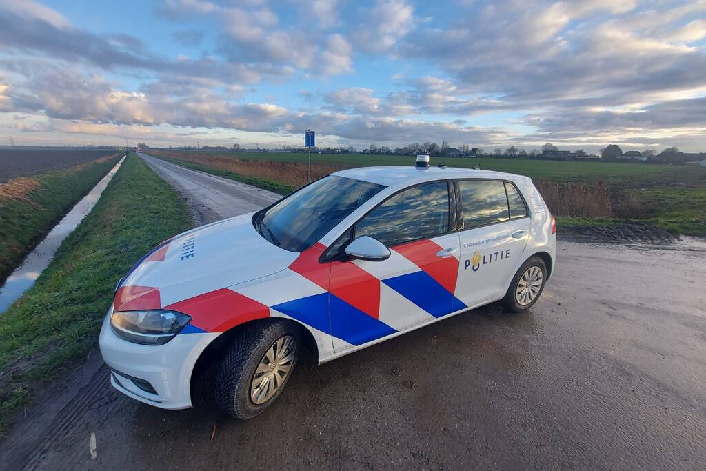 Auto te water geraakt, inzittenden overleden
