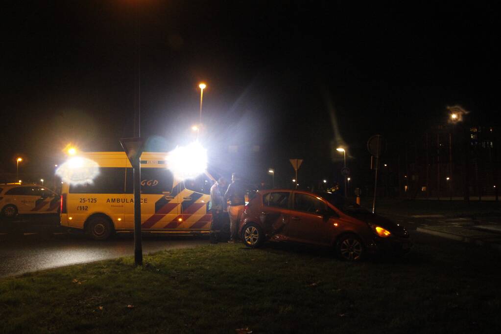 Schade na aanrijding tussen twee voertuigen