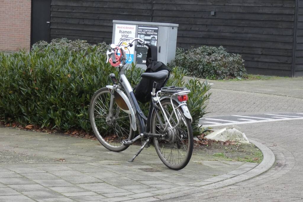 Aanrijding tussen auto en fietser