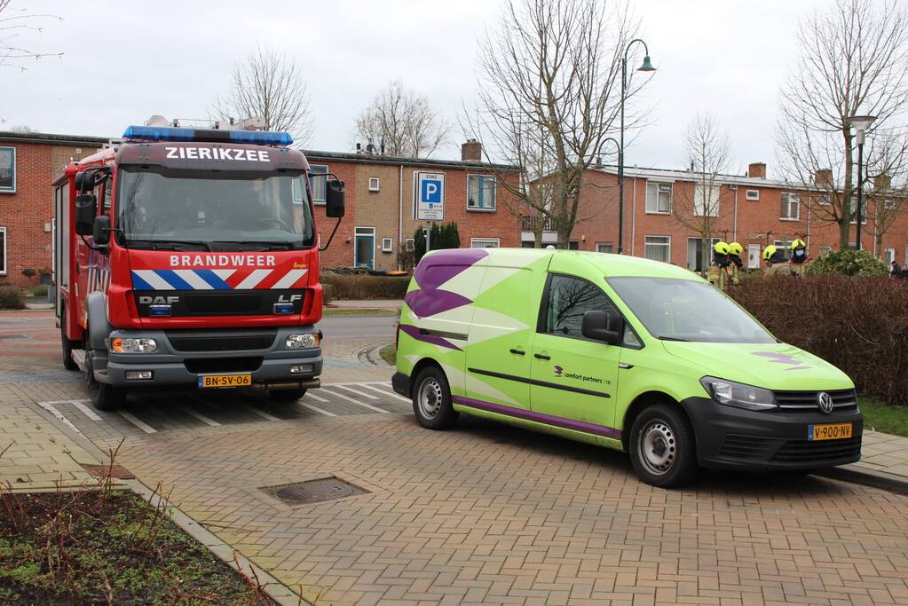 Brandweer schiet te hulp bij gaslek in woning