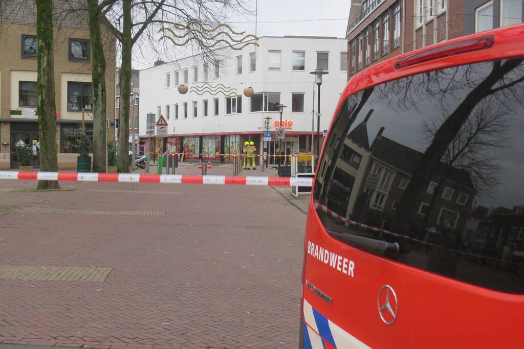 Gaslekkage in winkelstraat