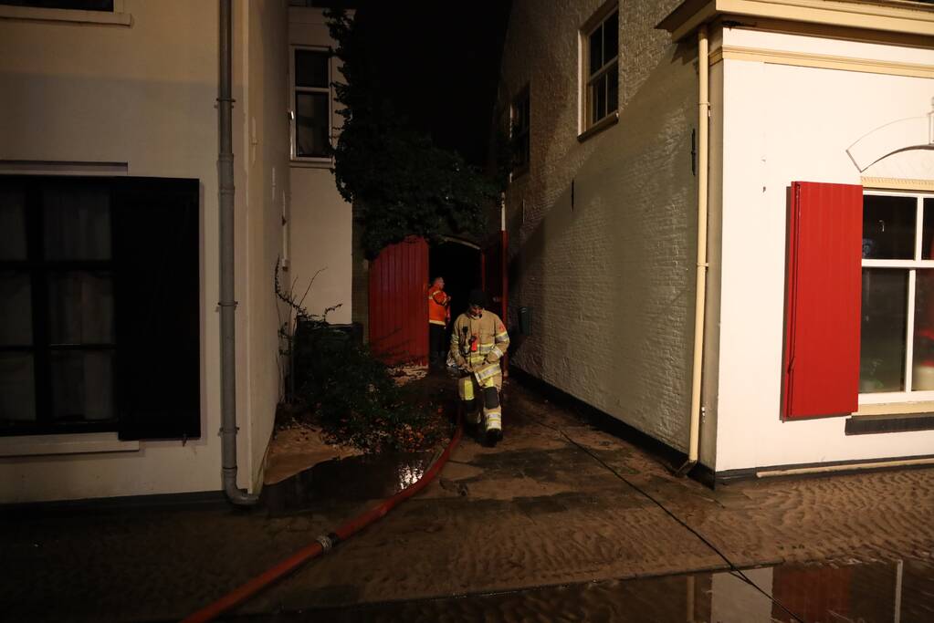 Waterballet door breuk in leiding