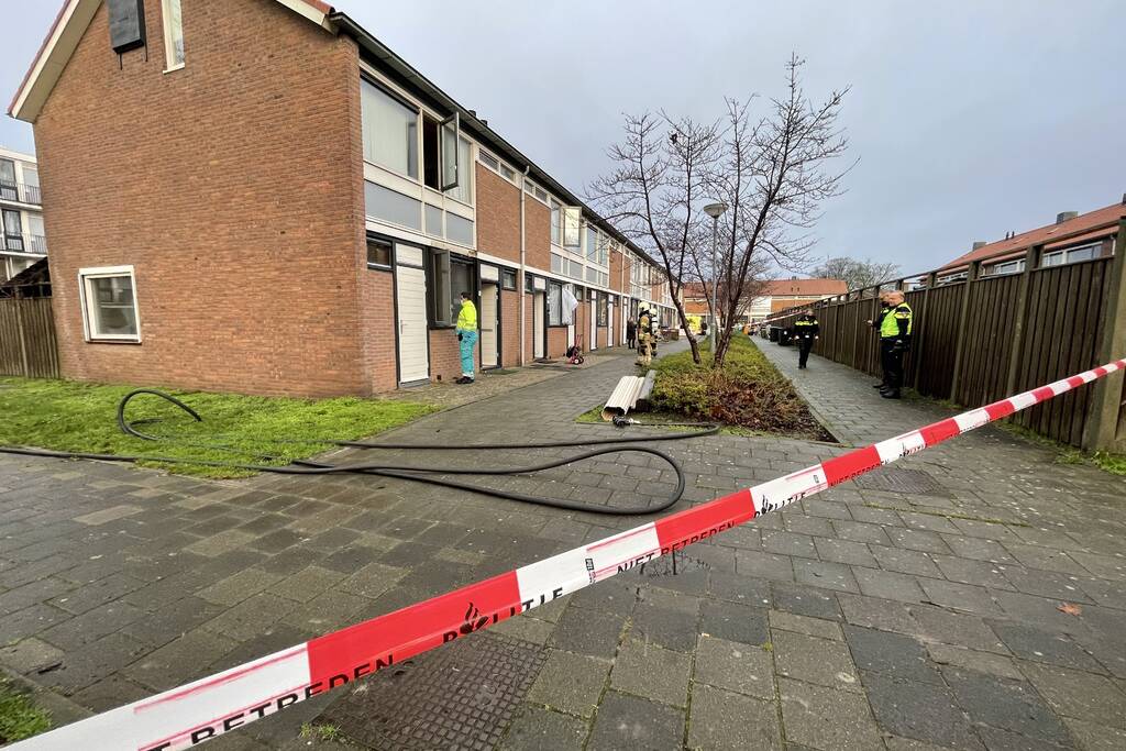 Veel schade bij woningbrand
