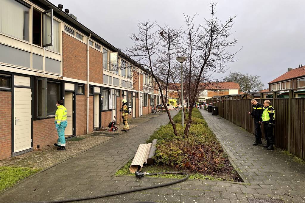 Veel schade bij woningbrand