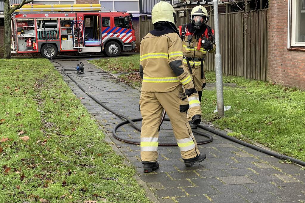 Veel schade bij woningbrand