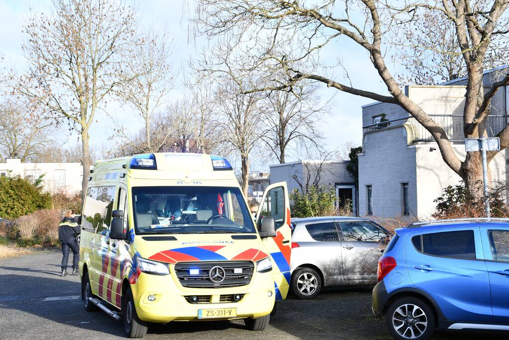 Traumahelikopter ingezet voor steekincident