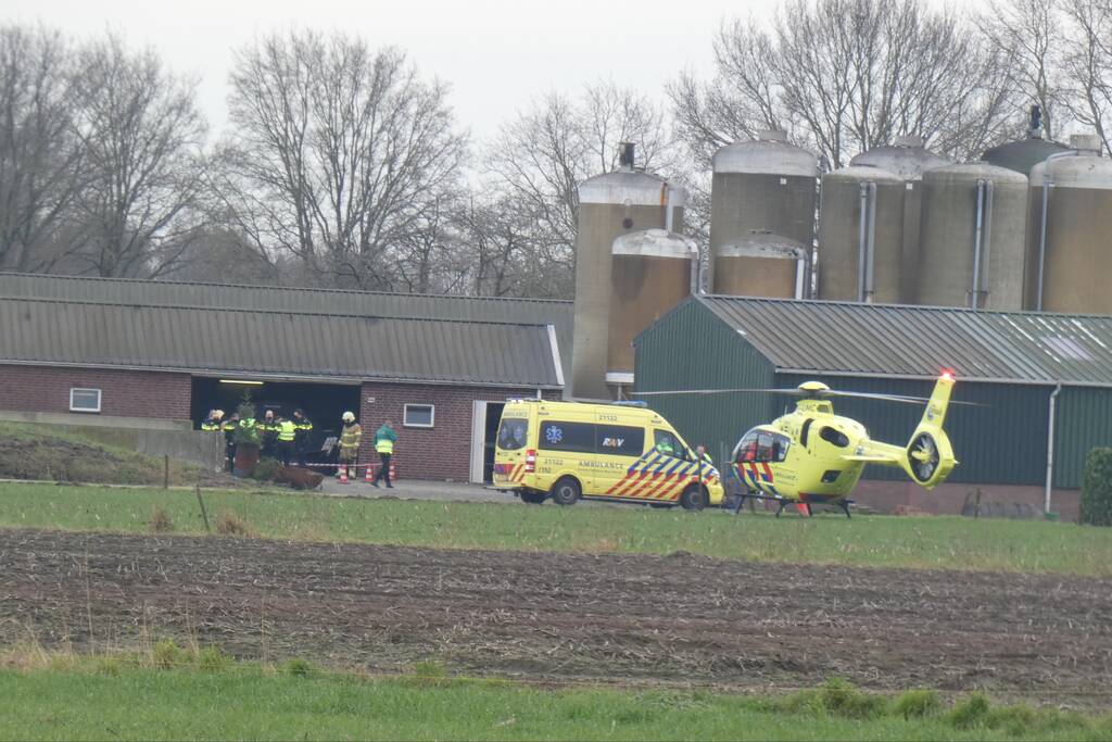 Man overleden door beknelling in machine