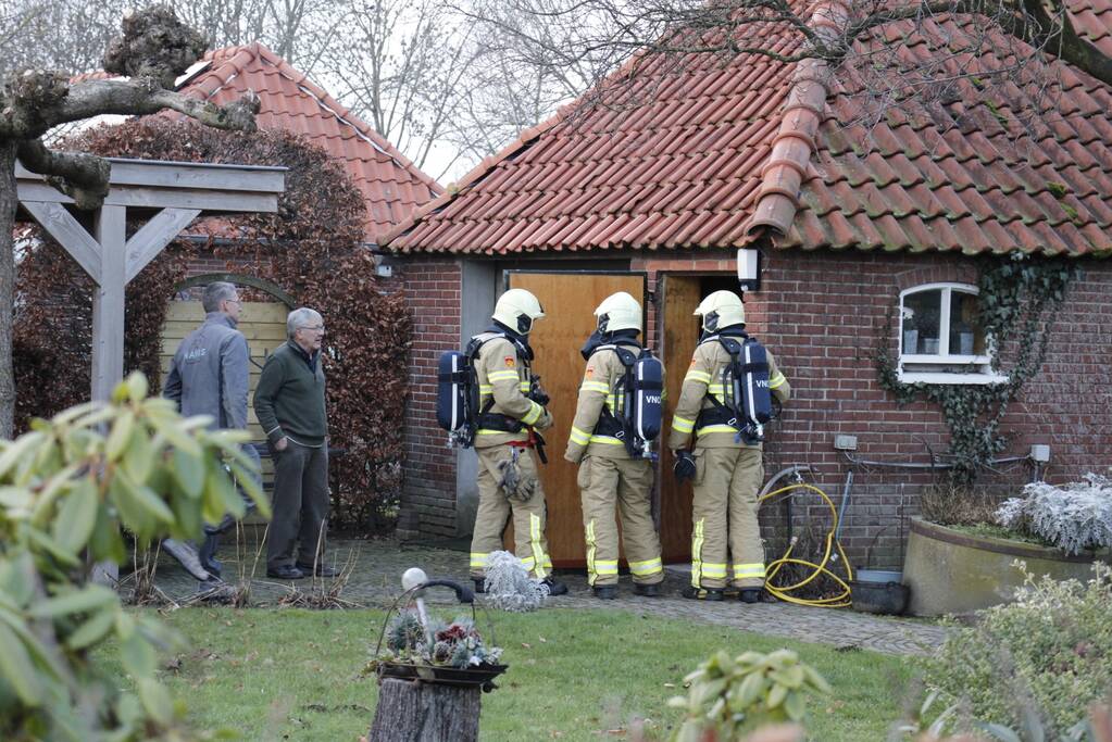 Onderzoek naar vreemde lucht in schuur