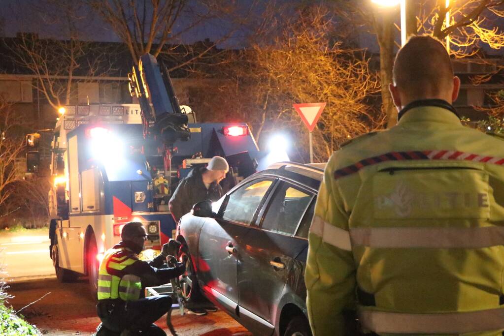 Twee buitenlandse mannen aangehouden
