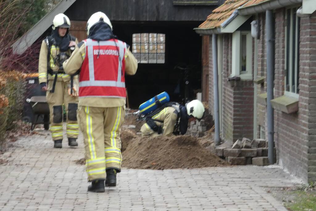 Gasleiding geraakt bij graafwerkzaamheden