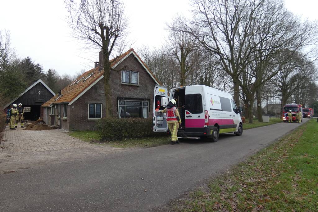Gasleiding geraakt bij graafwerkzaamheden