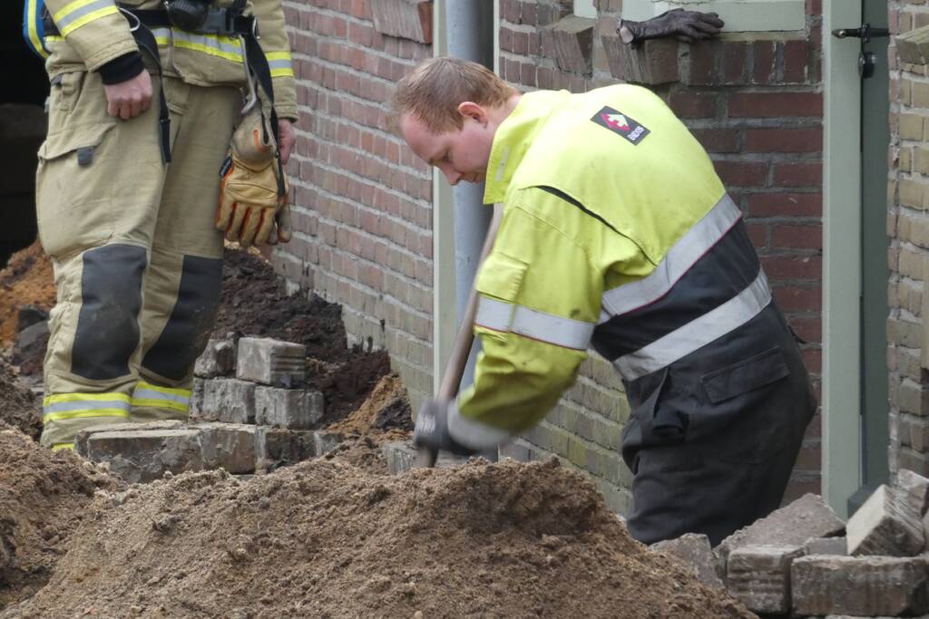 Gasleiding geraakt bij graafwerkzaamheden