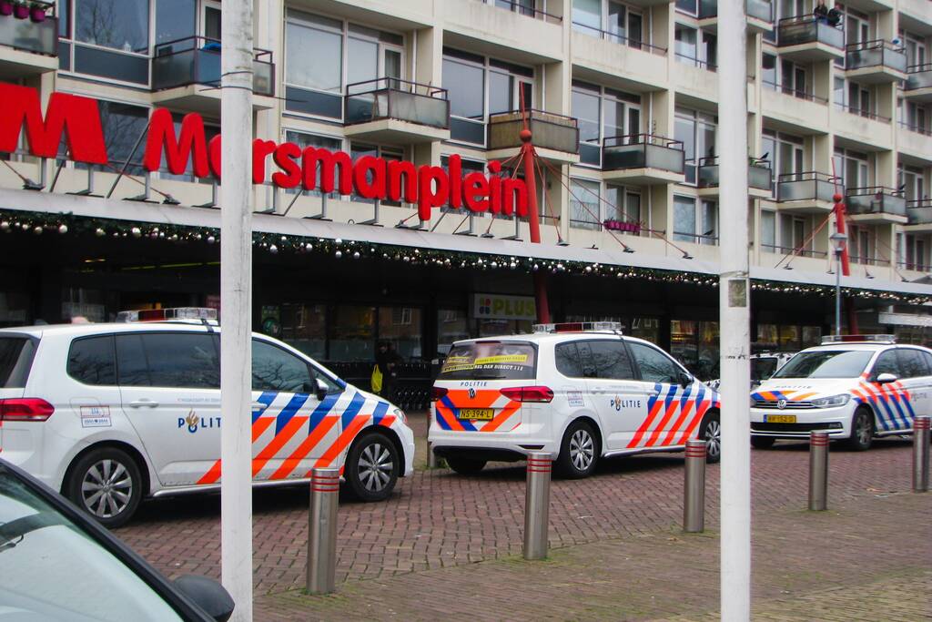 Steekpartij bij winkelcentrum