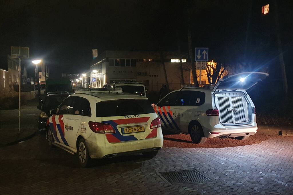 Grote politie inzet voor mogelijk steekincident