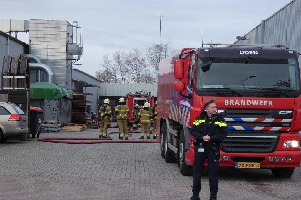 Brand bij houtbewerkingsbedrijf Awood