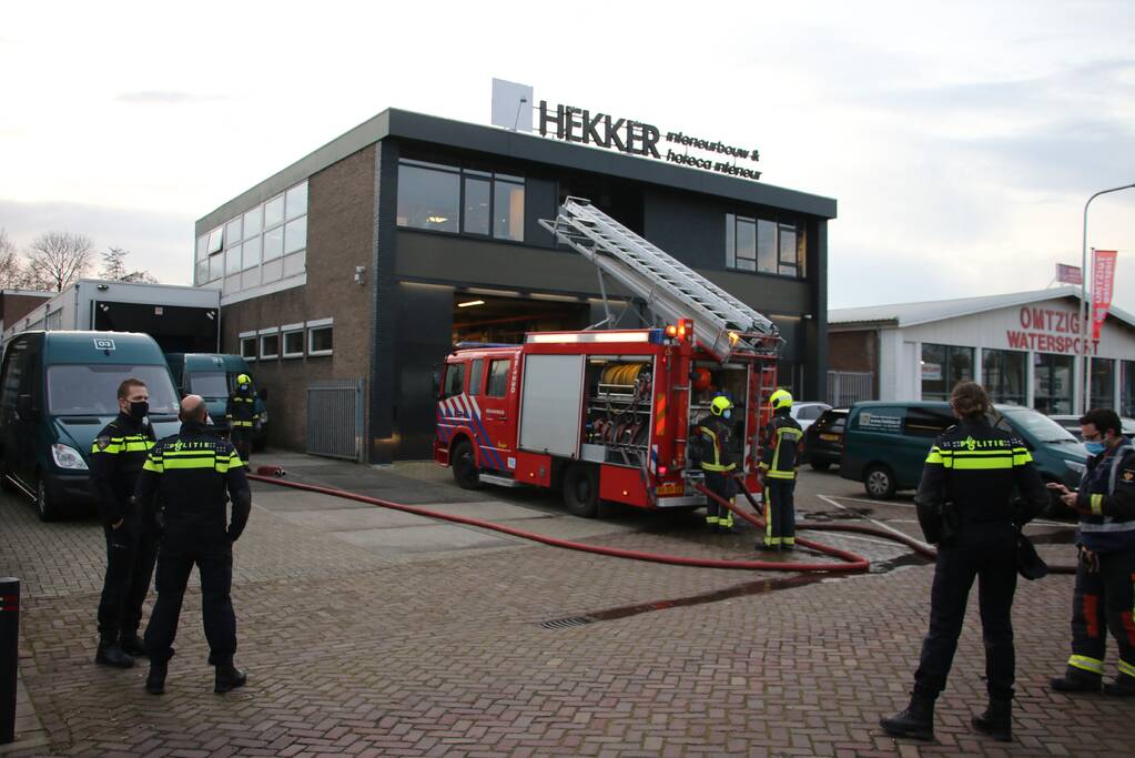 Brand bij Hekker interieurbouwbedrijf