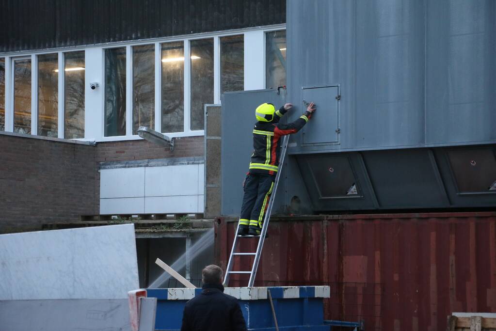 Brand bij Hekker interieurbouwbedrijf