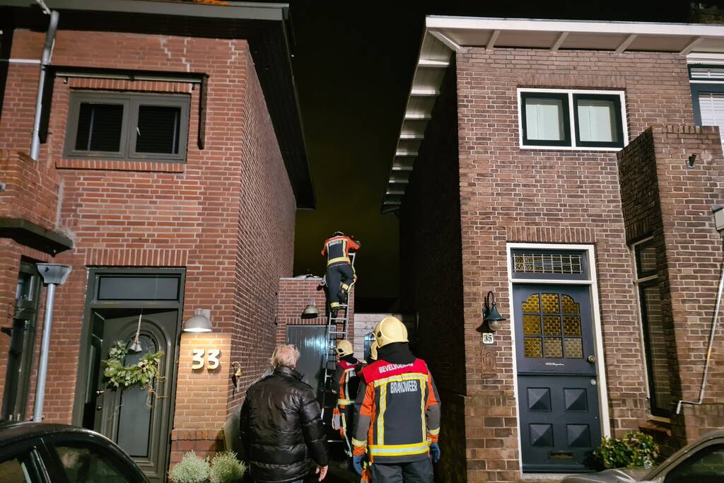 Kunststof Plaat komt los door harde wind