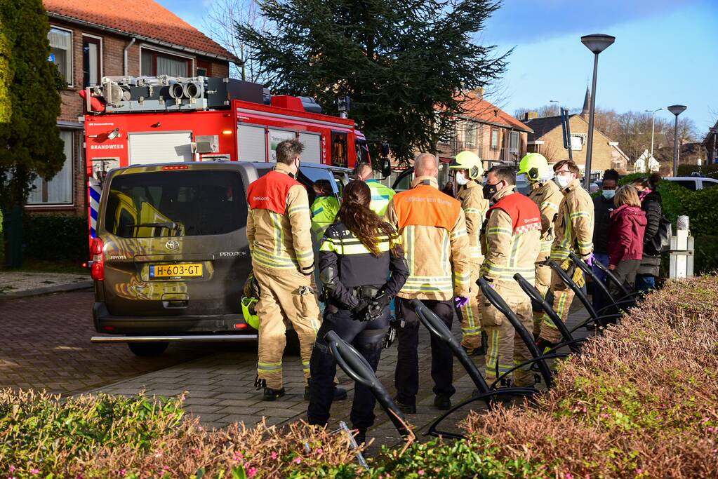 Ongeval tussen personenauto en personenbus