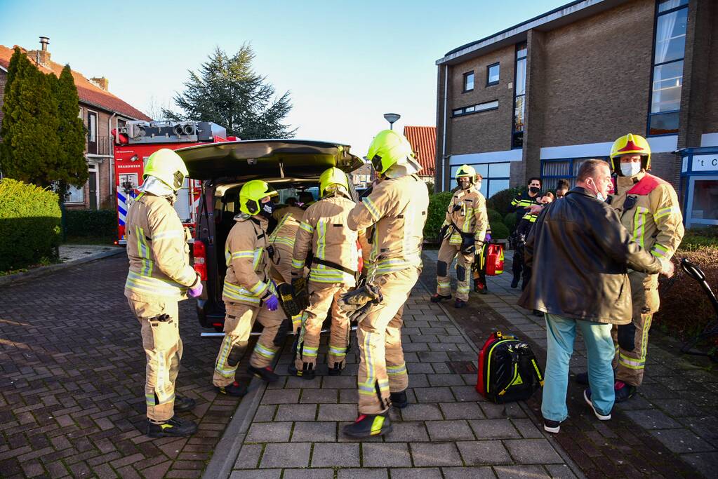 Ongeval tussen personenauto en personenbus