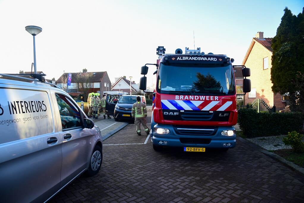 Ongeval tussen personenauto en personenbus