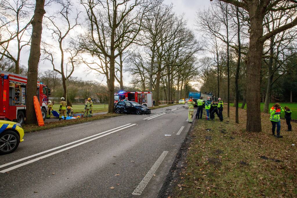 Ernstig ongeval tussen vrachtwagen en personenauto