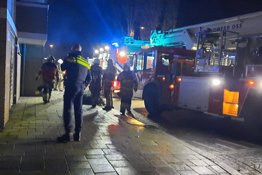 Brand in keuken veroorzaakt veel rook