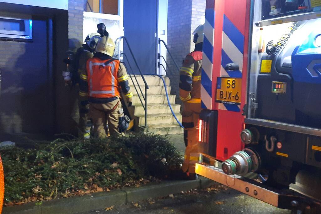 Brand in keuken veroorzaakt veel rook