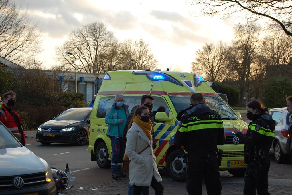 Scooterrijder valt door onbekende oorzaak