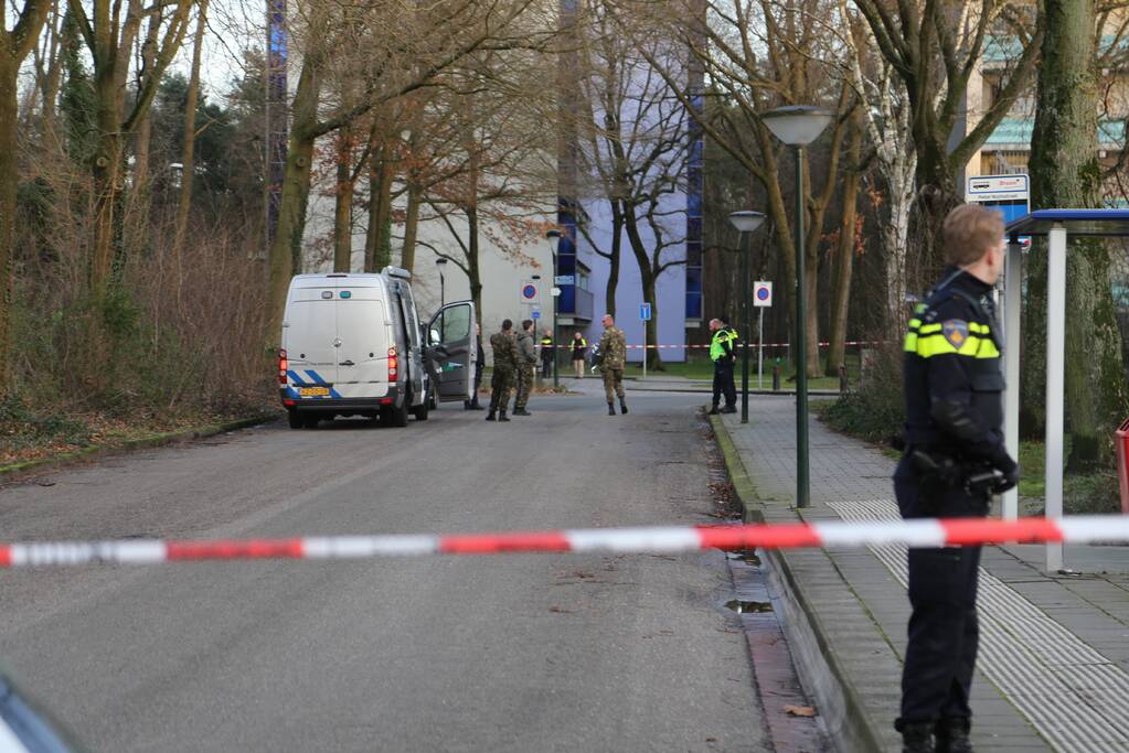 EOD maakt explosief onschadelijk in Geldrop