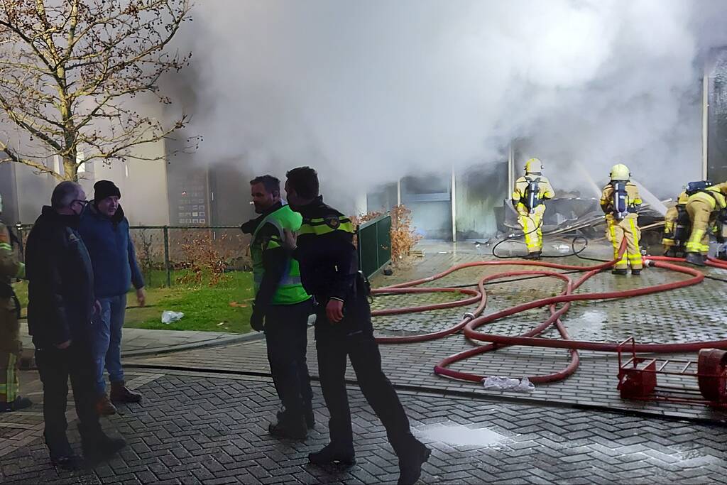 Grote brand in Zone College