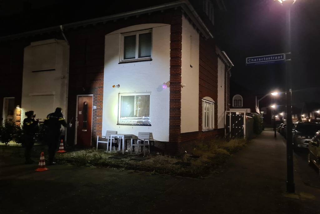 Politie onderzoekt schietpartij op woning