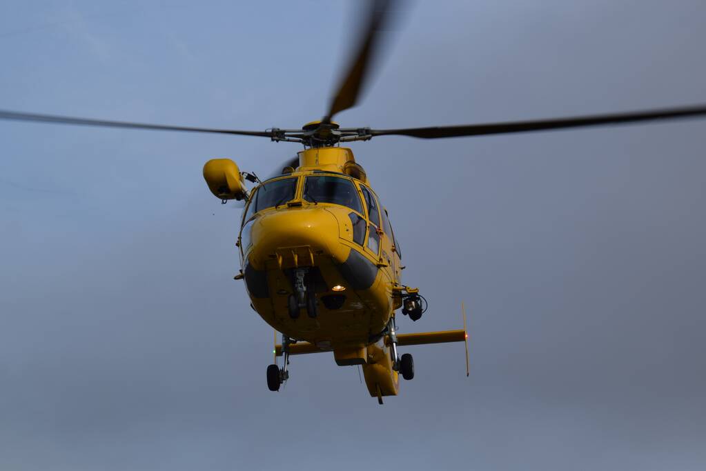 SAR-helikopter maakt proeflanding ZorgSaam Ziekenhuis