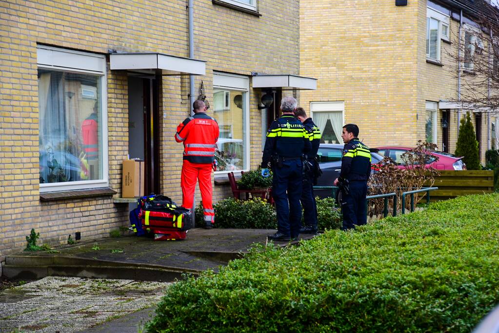 Traumahelikopter landt voor incident in woning