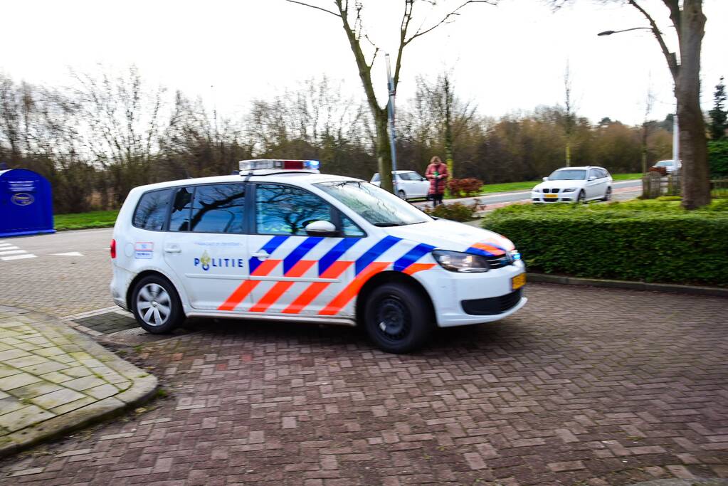 Traumahelikopter landt voor incident in woning