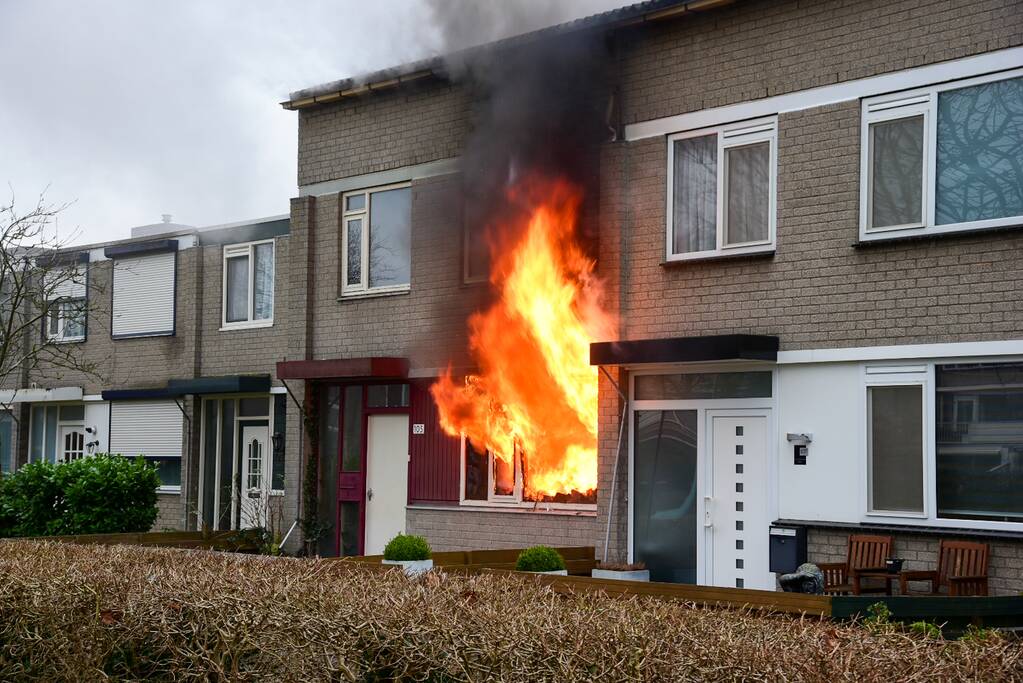 Woning verwoest door uitslaande brand
