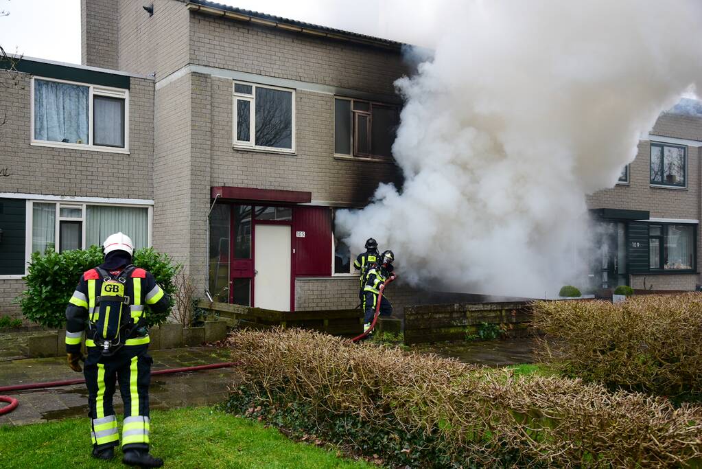 Woning verwoest door uitslaande brand