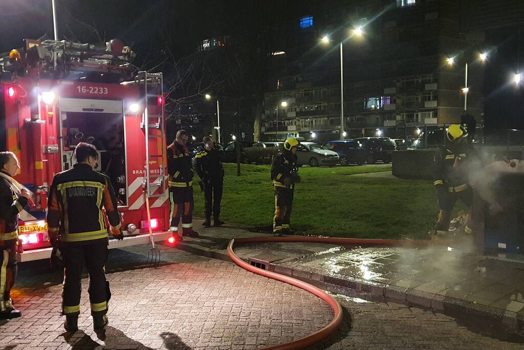 Brand in ondergrondse container