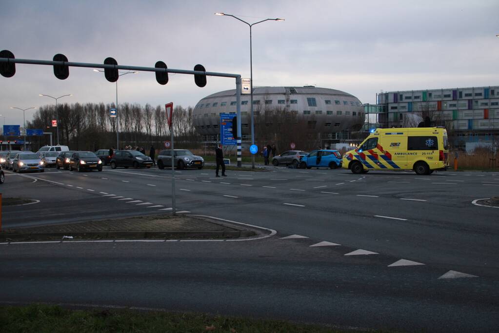 Vijf voertuigen betrokken bij verkeersongeval