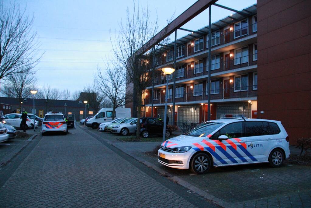 Persoon gewond bij steekpartij in woning