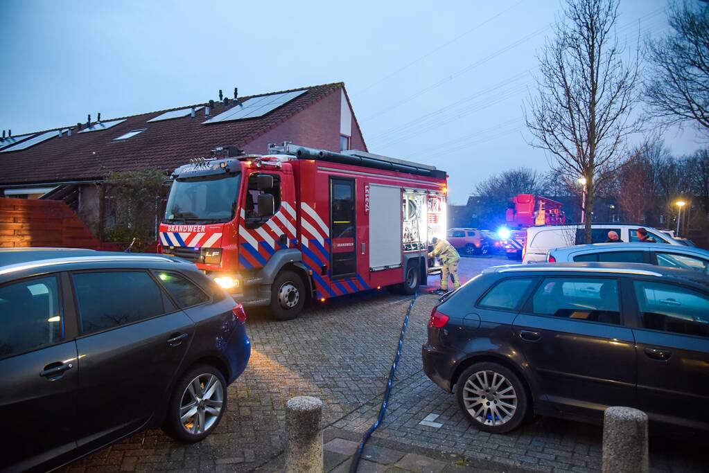 Woningen ontruimd door brand in kelderbox