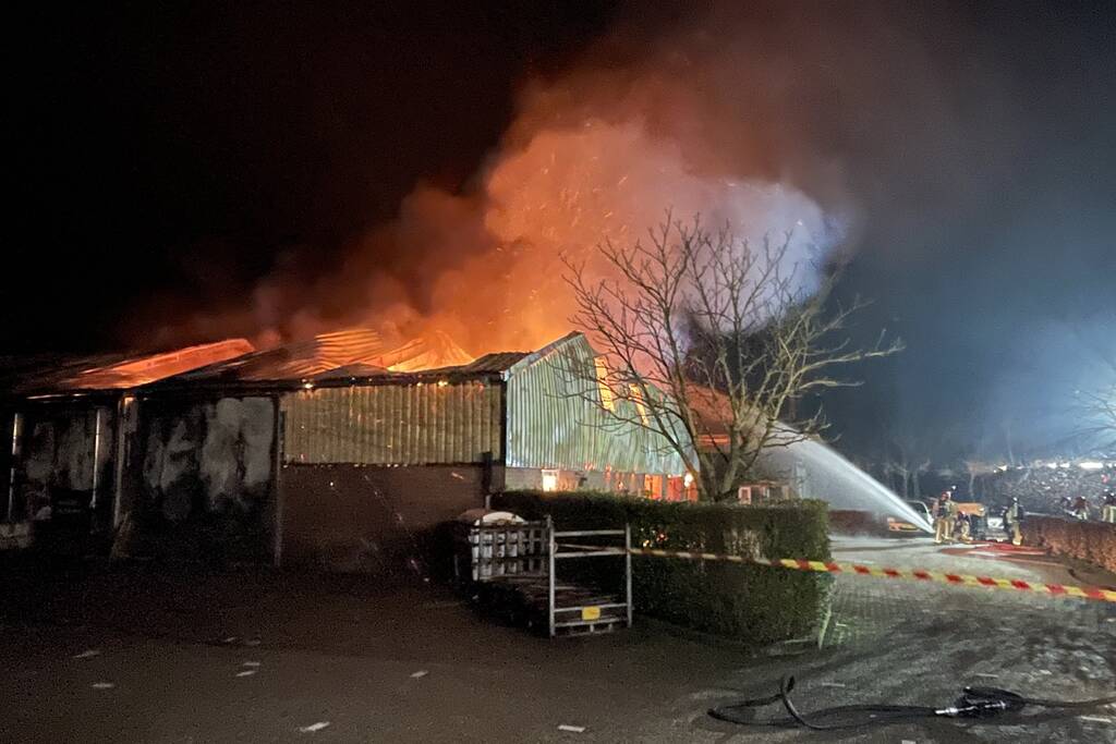 Grote brand in loods Van den Elsen Houtbouw