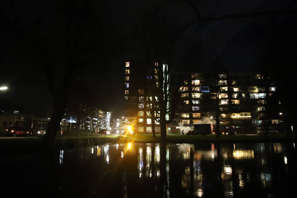 Bestelbus volledig uitgebrand