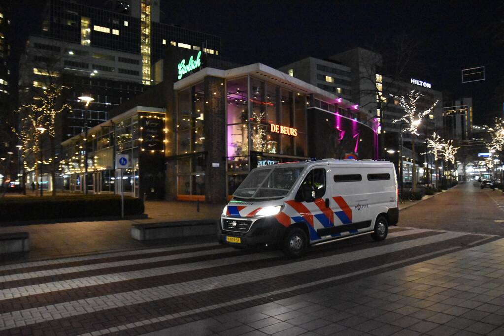 Voorbereiding voor avondklokrellen Lijnbaankwartier