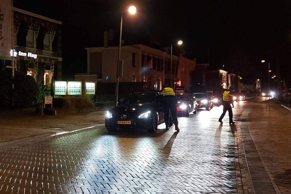 Politie sluit het centrum hermetisch af