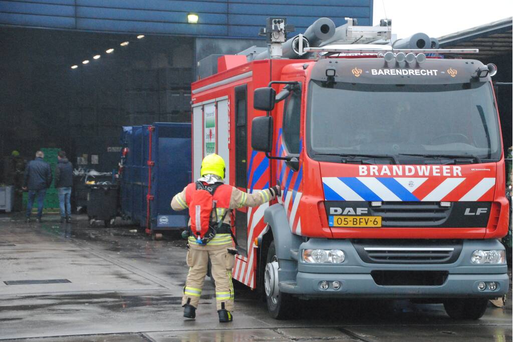 Brand in stroomkast van recycling bedrijf